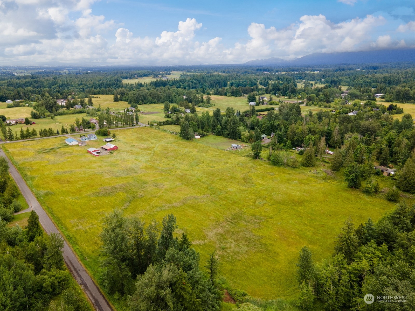 -xxx2 Market Road Bellingham, WA 98226 - Photo 3 of 10 Gallery Image 3