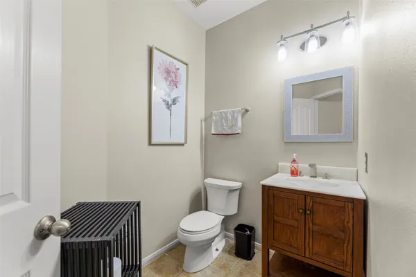 $2,500 | 44 Parkway Place, Houston, TX 77040