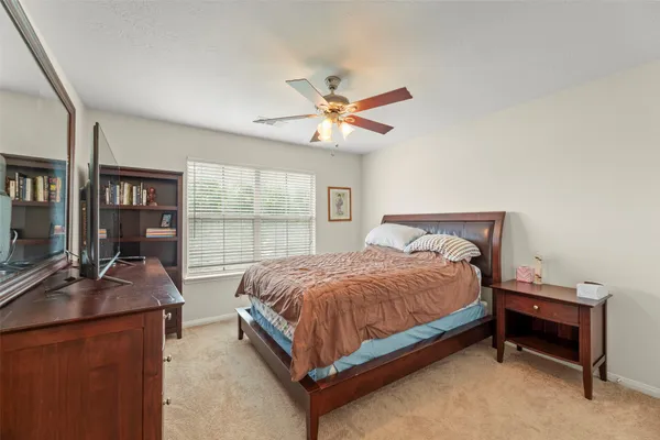 $2,500 | 44 Parkway Place, Houston, TX 77040