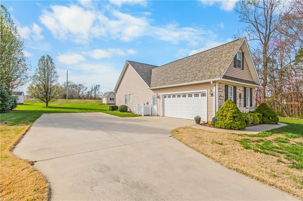 193 Greenfield Road Mocksville, NC 27028 - Photo 24 of 29 Gallery Image 24