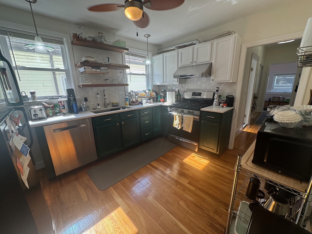 145 Albion Street, Unit 2 Somerville, MA 02144 - Photo 18 of 36