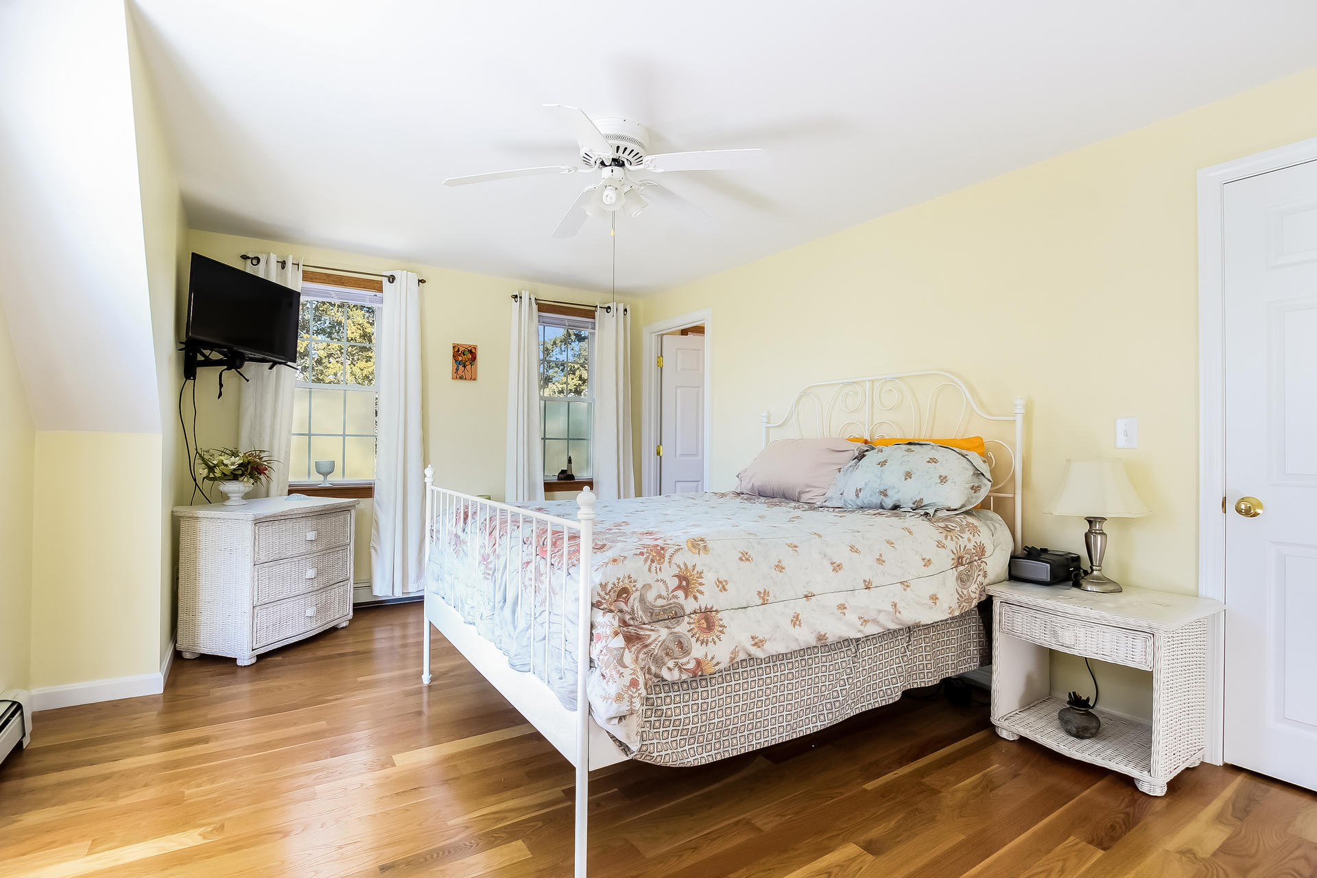 15 Bay View Road Barnstable, MA 02630 - Photo 14 of 26 012-photo--6966345