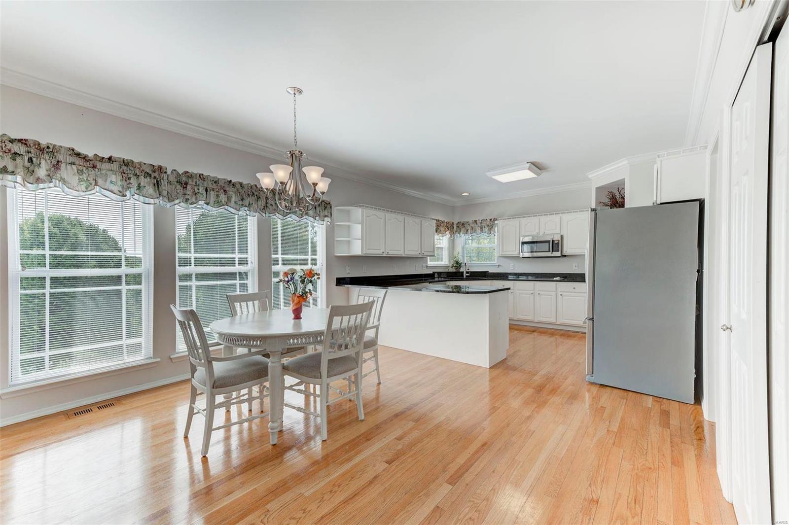 6006 Hagemann Road St. Louis, MO 63128 - Photo 14 of 32 Gallery Image 14