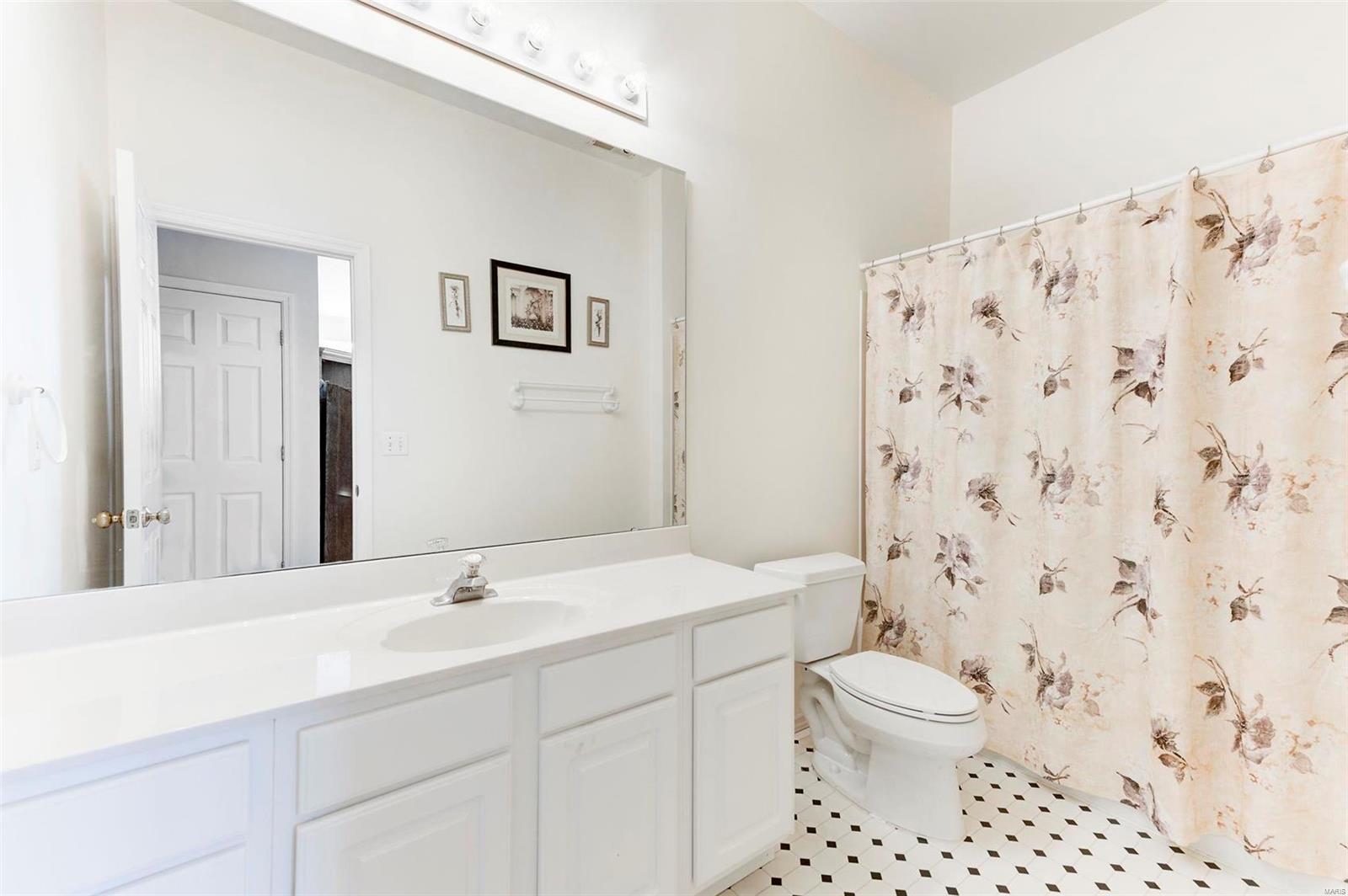 6006 Hagemann Road St. Louis, MO 63128 - Photo 23 of 32 Gallery Image 23
