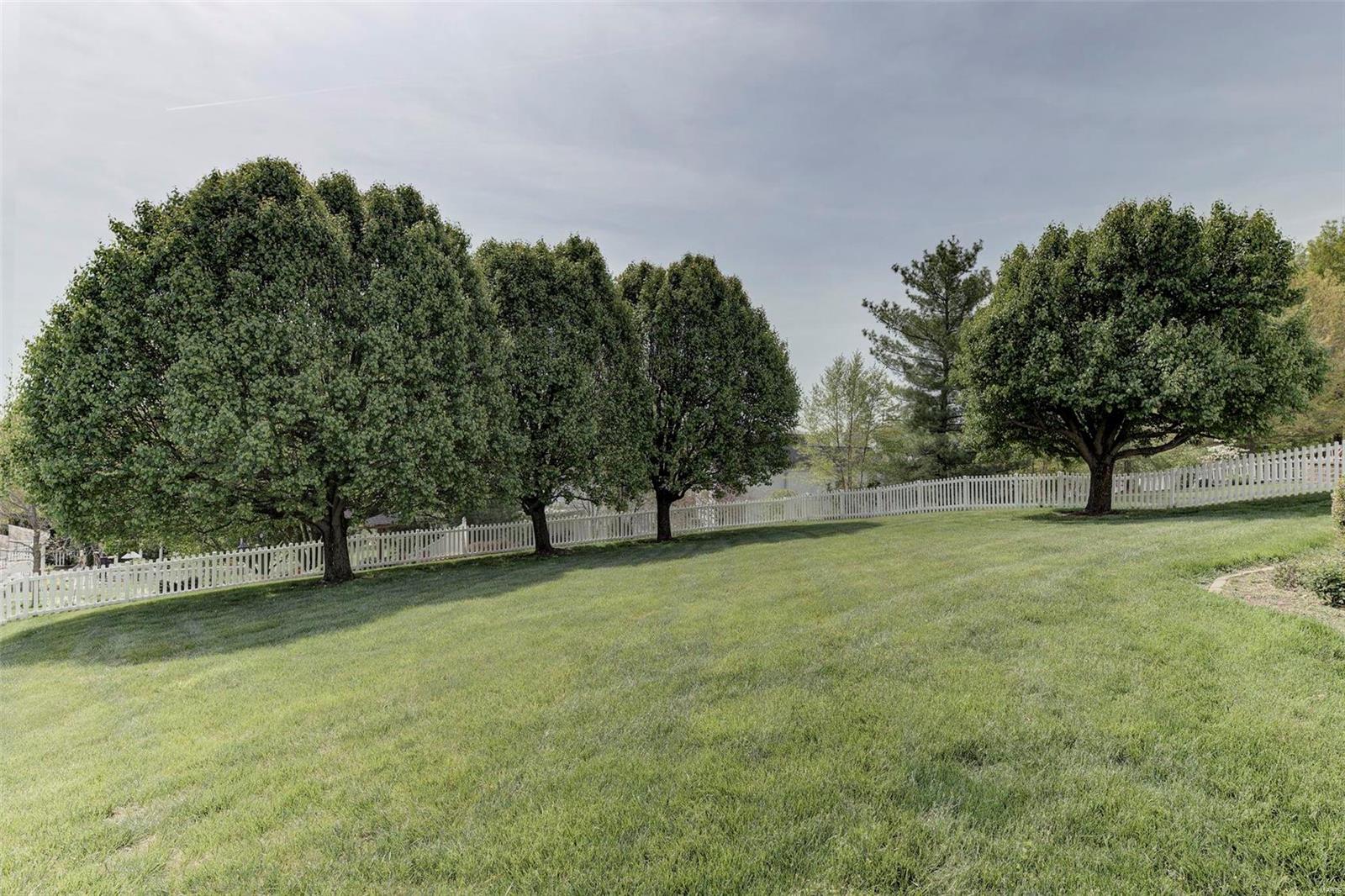 6006 Hagemann Road St. Louis, MO 63128 - Photo 31 of 32 Gallery Image 31