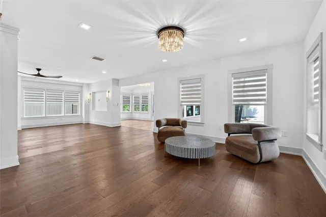 $2,100,000 | 124 19th Avenue North, St. Petersburg, FL 33704