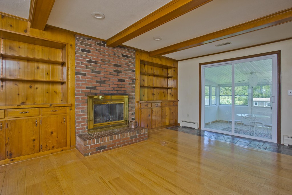 28 Mountainbrook Road Wilbraham, MA 01095 - Photo 4 of 23 Gallery Image 4