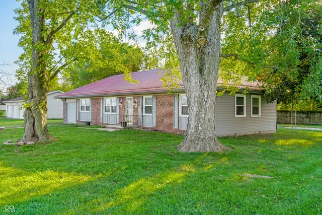 $240,000 | 4734 Cloverleaf Drive, Seymour, IN 47274