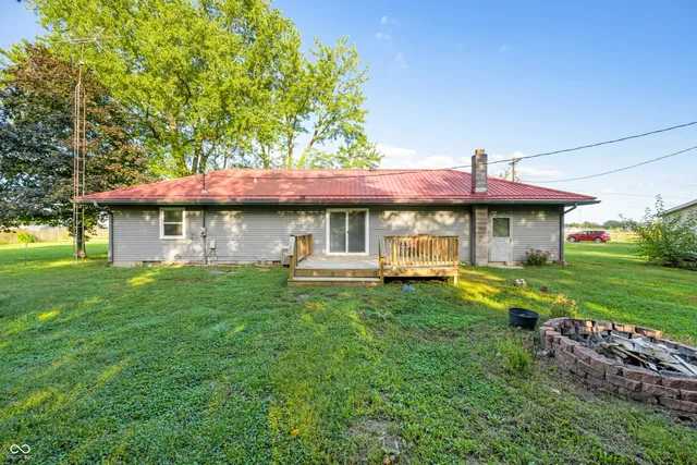 $240,000 | 4734 Cloverleaf Drive, Seymour, IN 47274