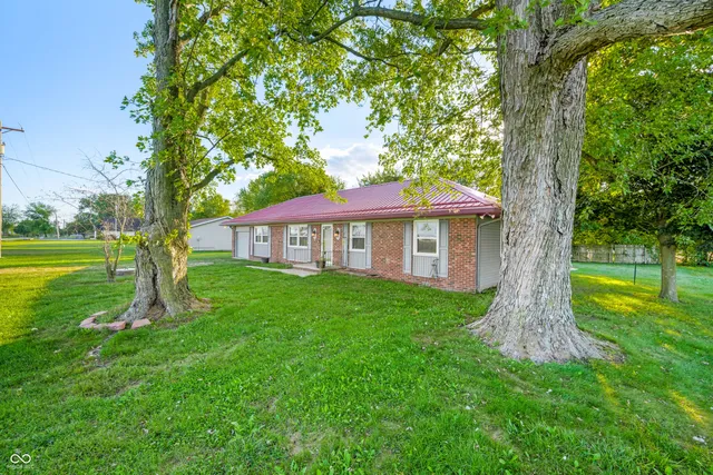 $240,000 | 4734 Cloverleaf Drive, Seymour, IN 47274