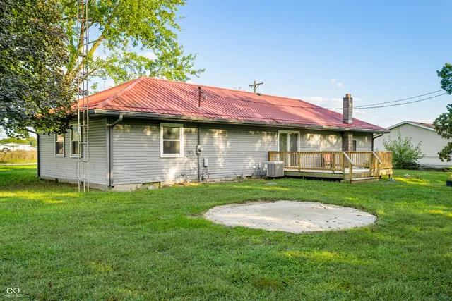 $240,000 | 4734 Cloverleaf Drive, Seymour, IN 47274