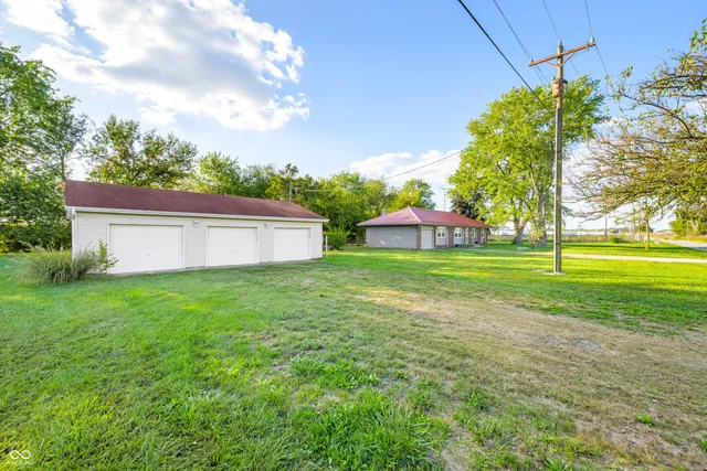 $240,000 | 4734 Cloverleaf Drive, Seymour, IN 47274