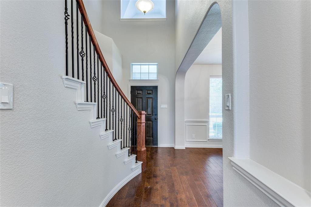 2344 Ranchview Drive Little Elm, TX 75068 - Photo 2 of 24