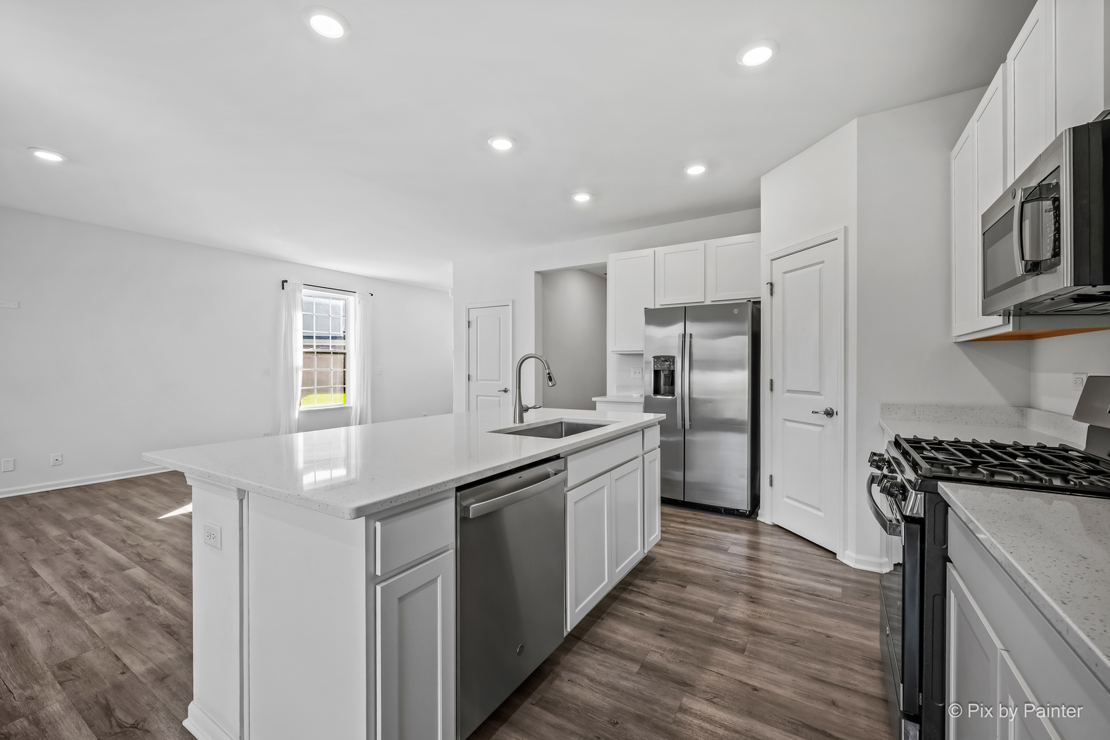 1303 Draper Road McHenry, IL 60050 - Photo 16 of 36 Gallery Image 16