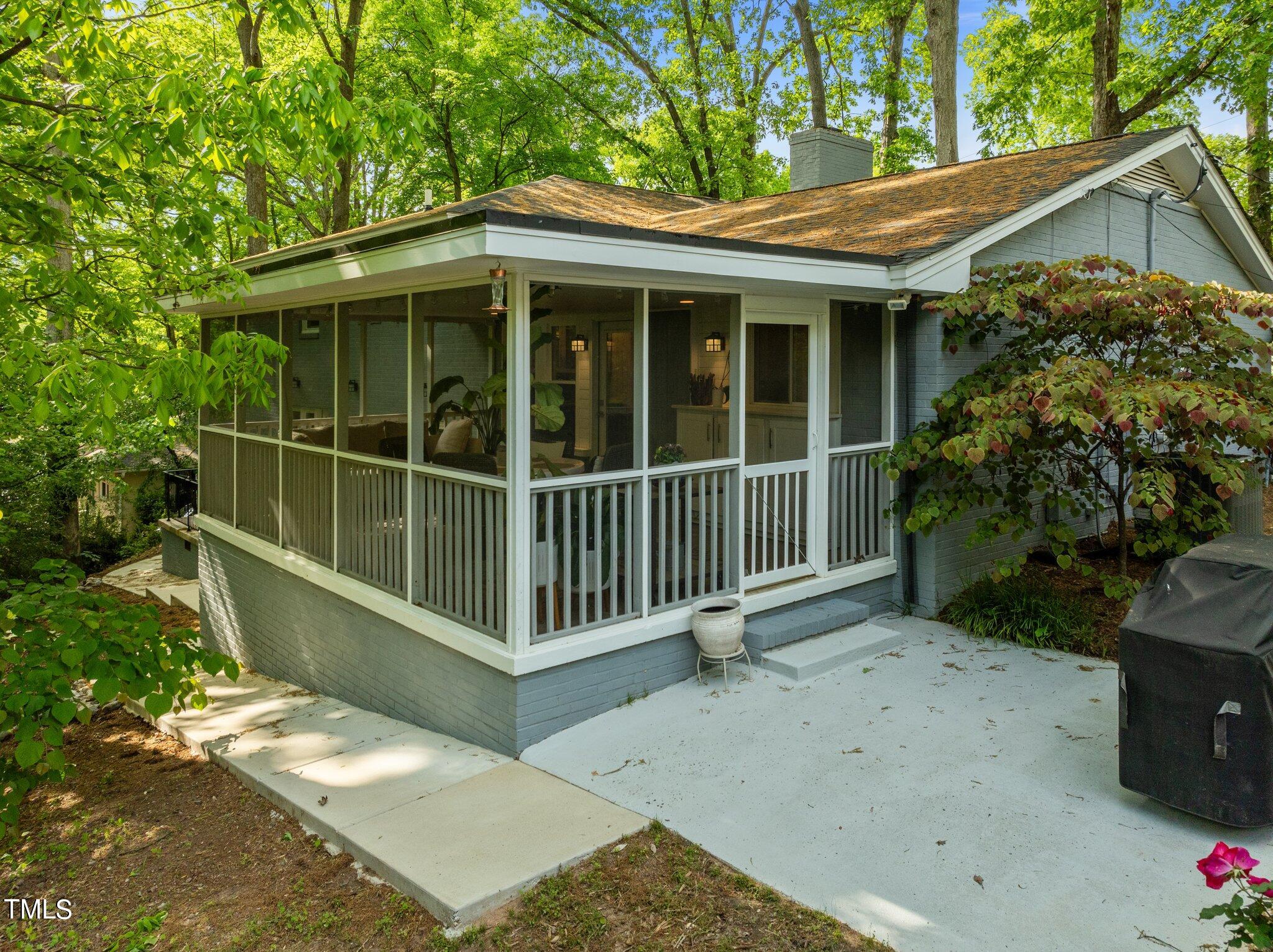 1817 Manuel Street Raleigh, NC 27612 - Photo 40 of 50 52-web-or-mls-DJI_0420