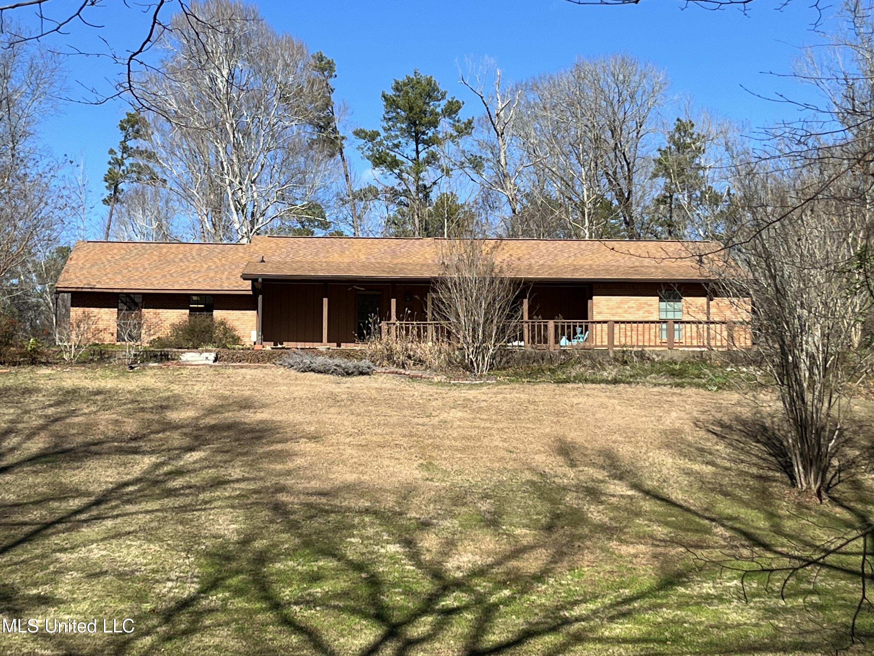 1858 Florence-Byram Road Florence, MS 39073 - Photo 1 of 61 IMG_9569