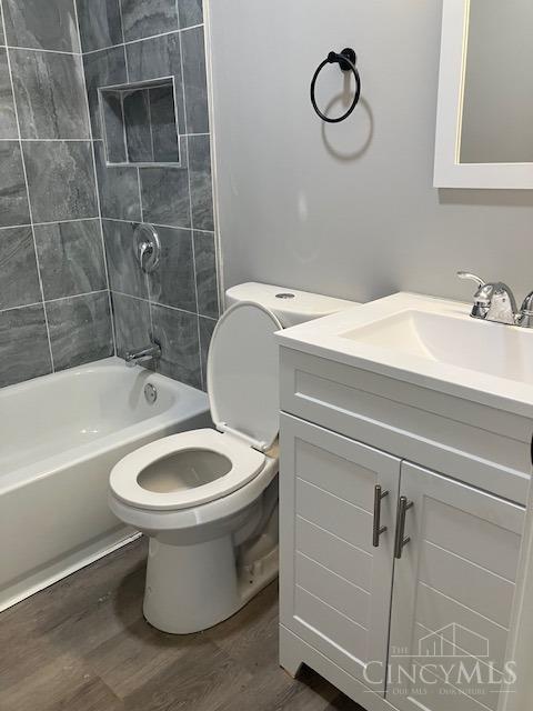 9526 Ridgemoor Avenue Cincinnati, OH 45231 - Photo 10 of 15 Gallery Image 10