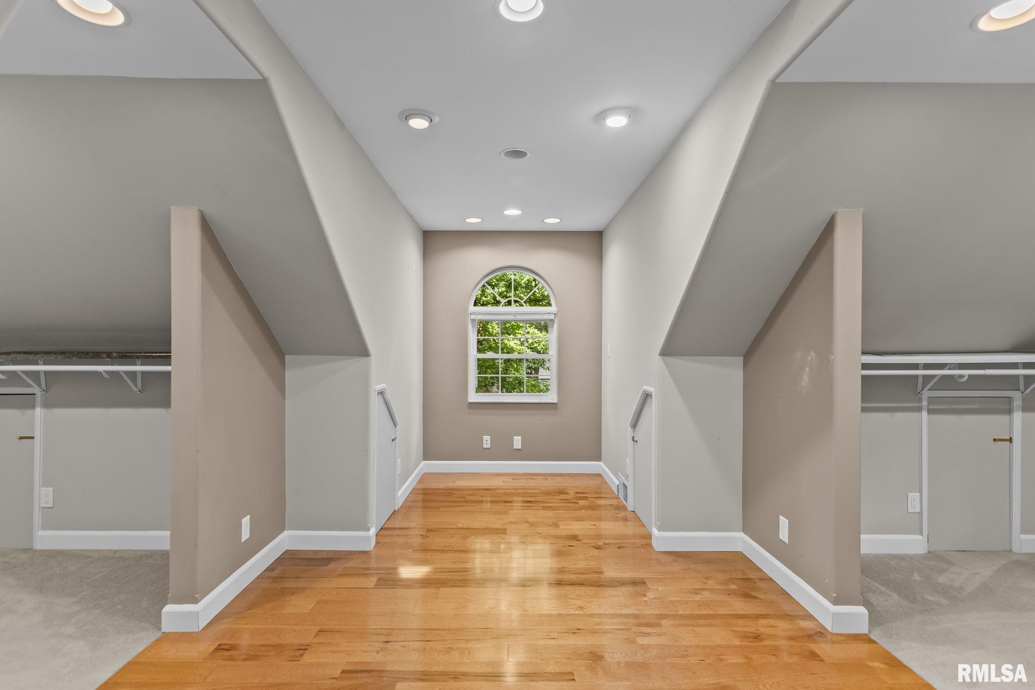 37 Wildwood Road Springfield, IL 62704 - Photo 43 of 66 Gallery Image 43