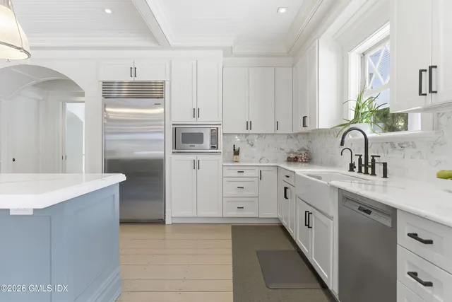 $8,895,000 | 212 Bedford Road, Greenwich, CT 06831