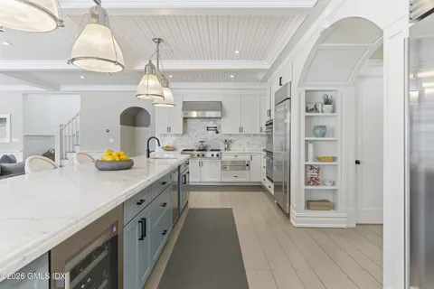 $8,895,000 | 212 Bedford Road, Greenwich, CT 06831