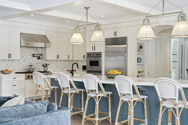 $8,895,000 | 212 Bedford Road, Greenwich, CT 06831