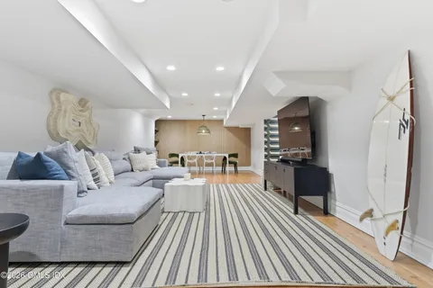 $8,895,000 | 212 Bedford Road, Greenwich, CT 06831