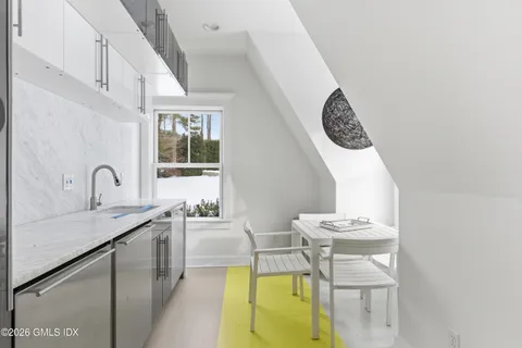 $8,895,000 | 212 Bedford Road, Greenwich, CT 06831