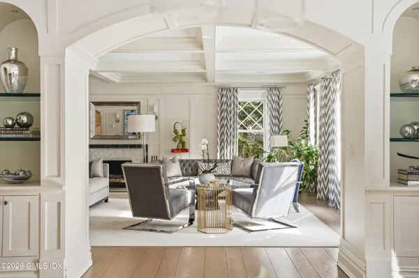 $8,895,000 | 212 Bedford Road, Greenwich, CT 06831