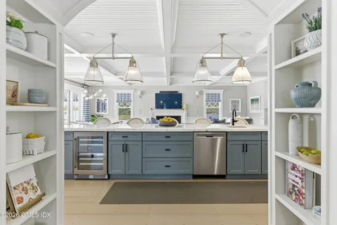 $8,895,000 | 212 Bedford Road, Greenwich, CT 06831