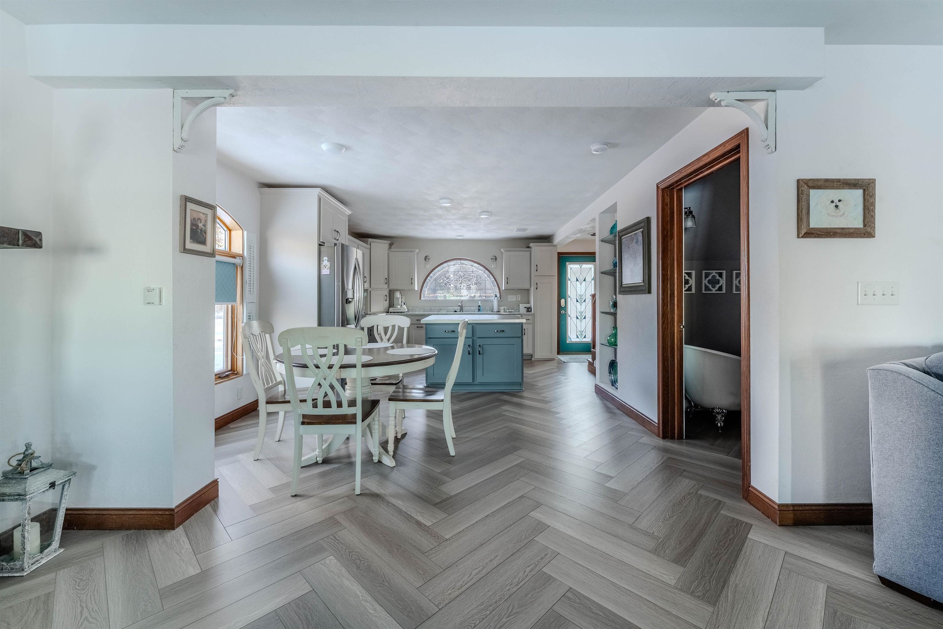 2210 Westwind Road Oshkosh, WI 54904 - Photo 13 of 64