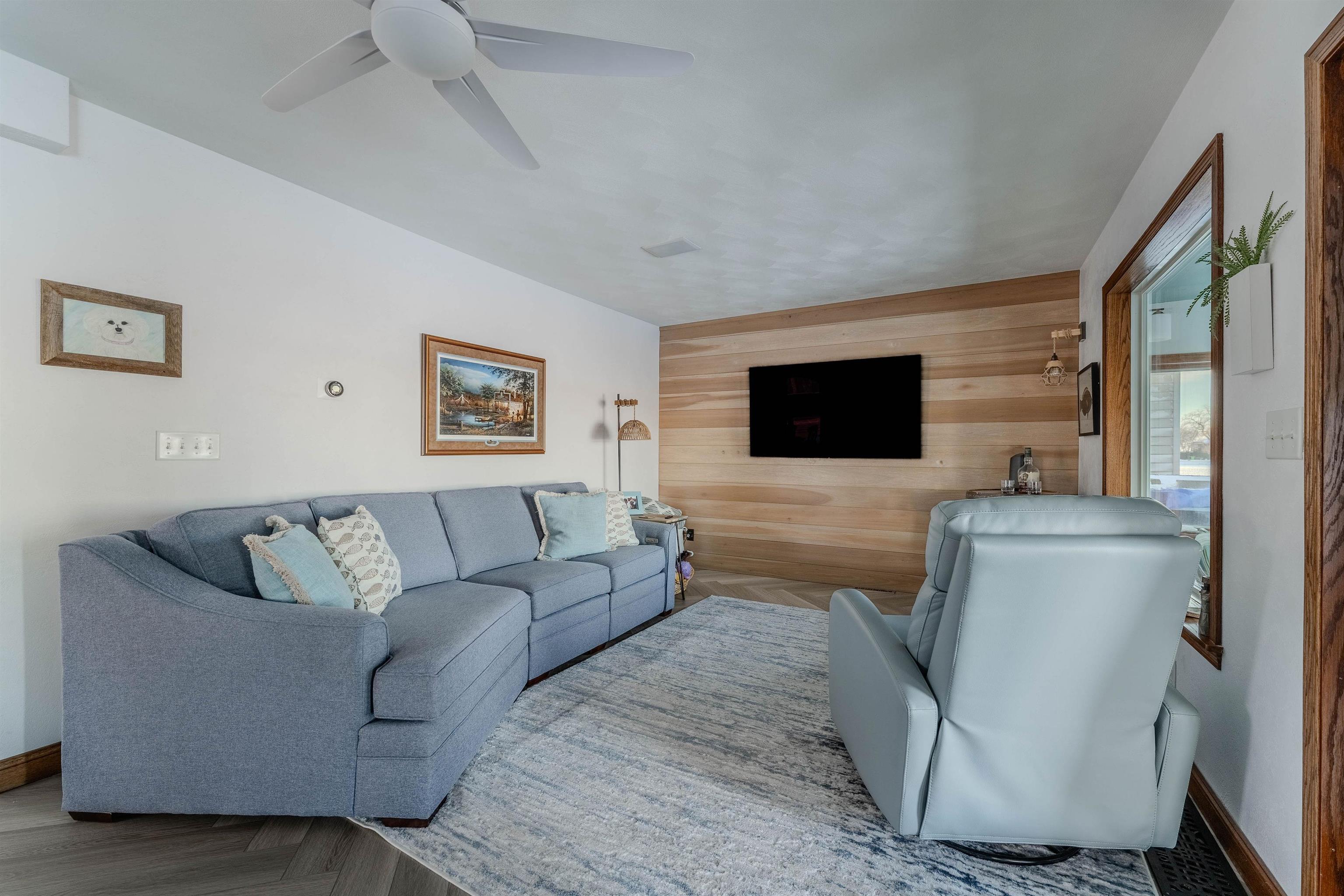 2210 Westwind Road Oshkosh, WI 54904 - Photo 18 of 64