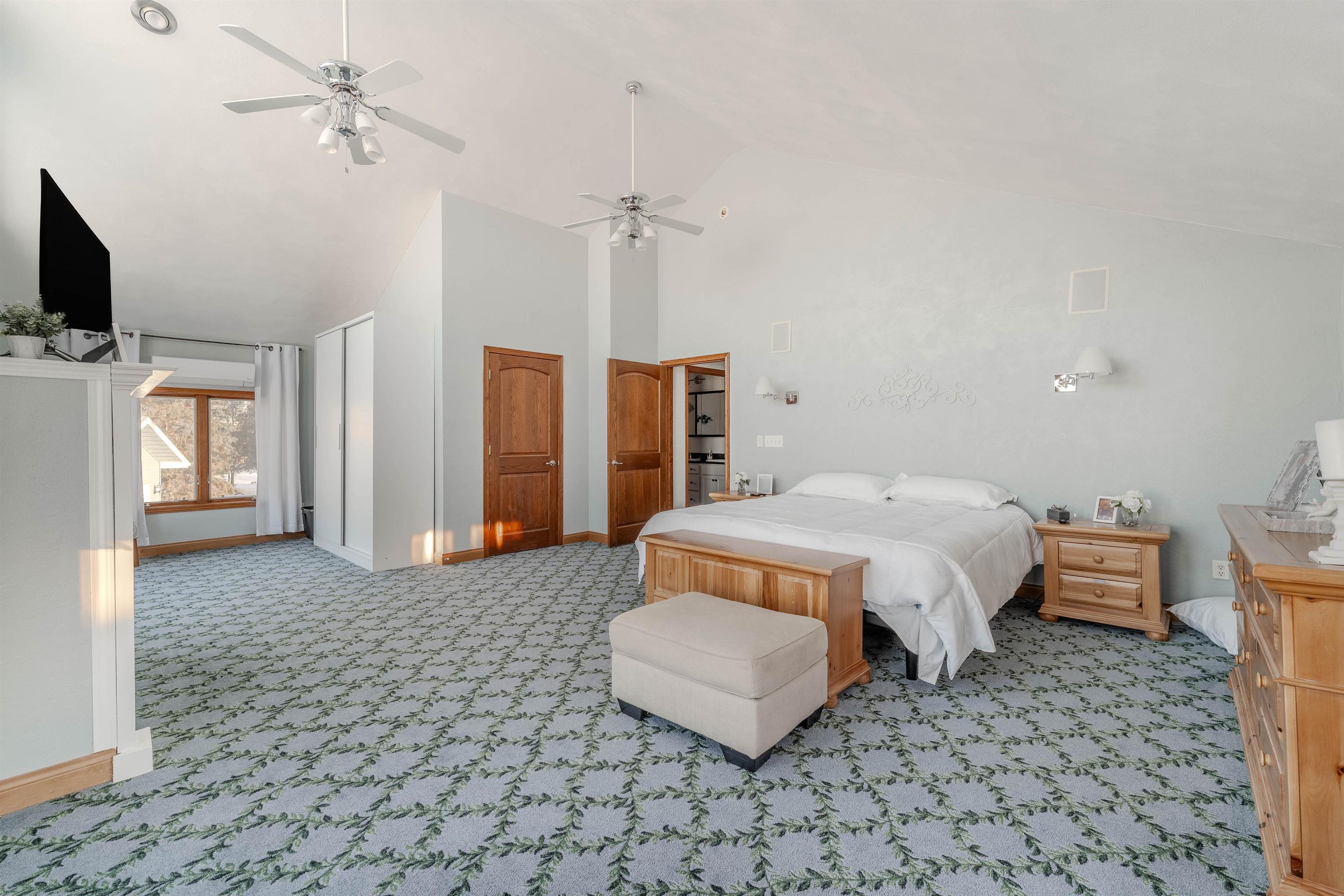 2210 Westwind Road Oshkosh, WI 54904 - Photo 39 of 64