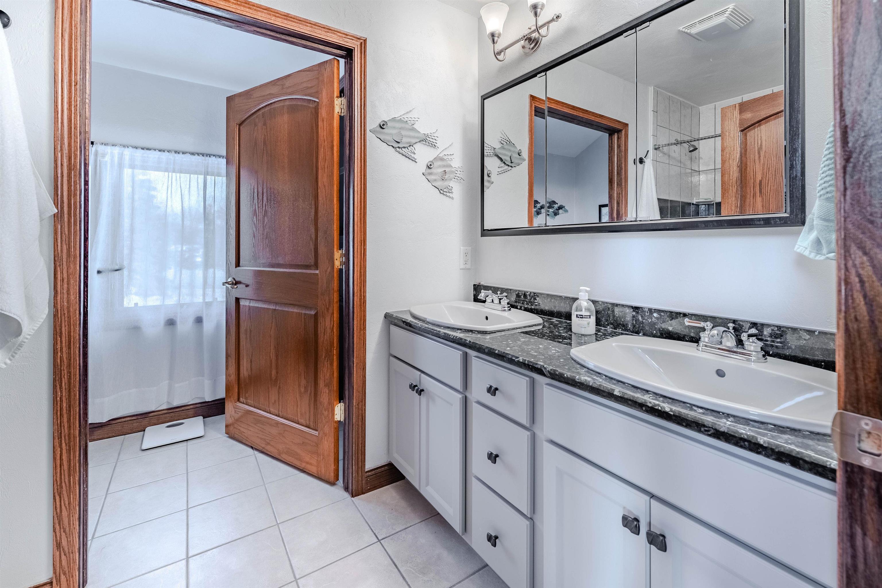 2210 Westwind Road Oshkosh, WI 54904 - Photo 41 of 64