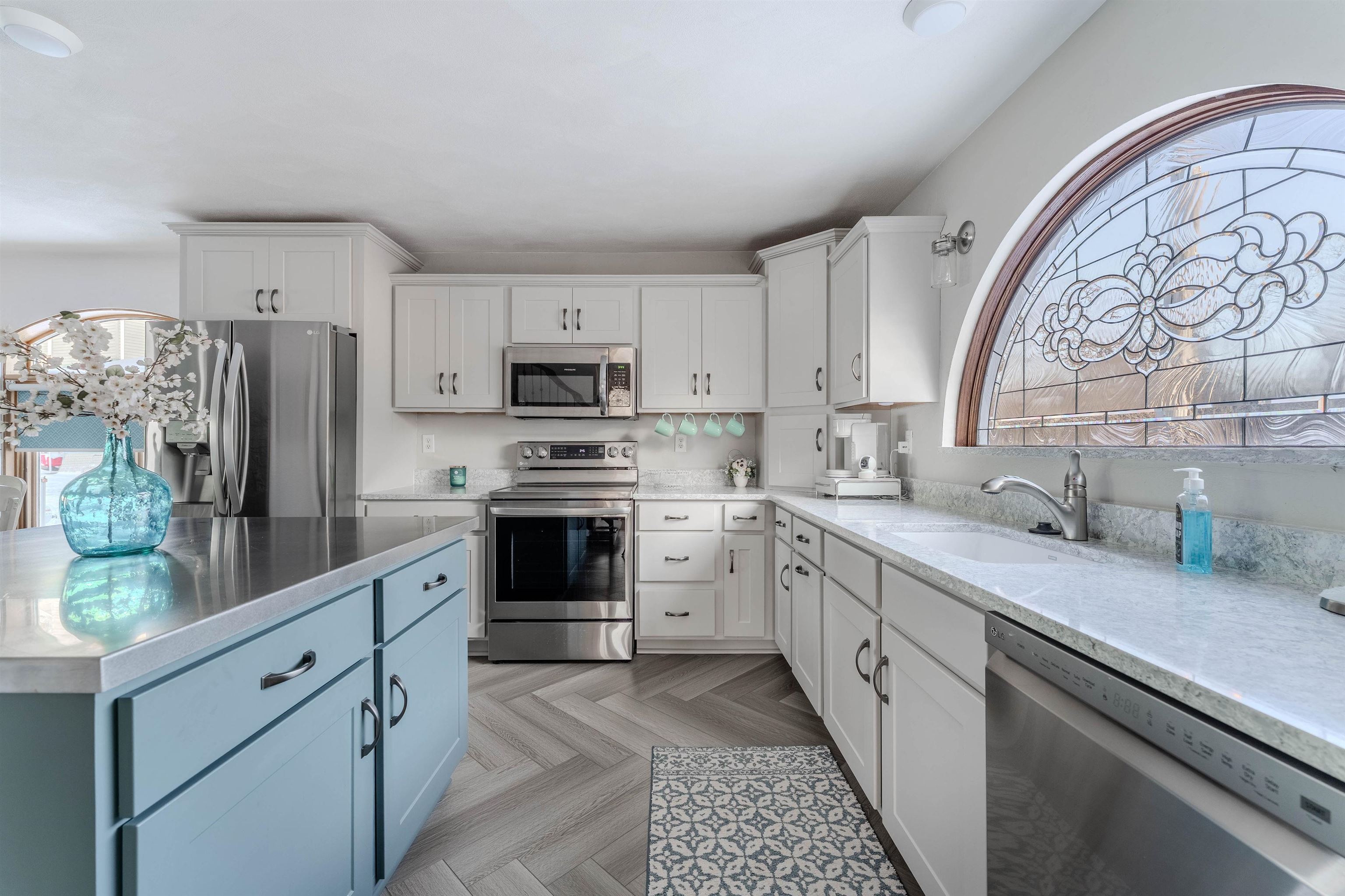 2210 Westwind Road Oshkosh, WI 54904 - Photo 6 of 64