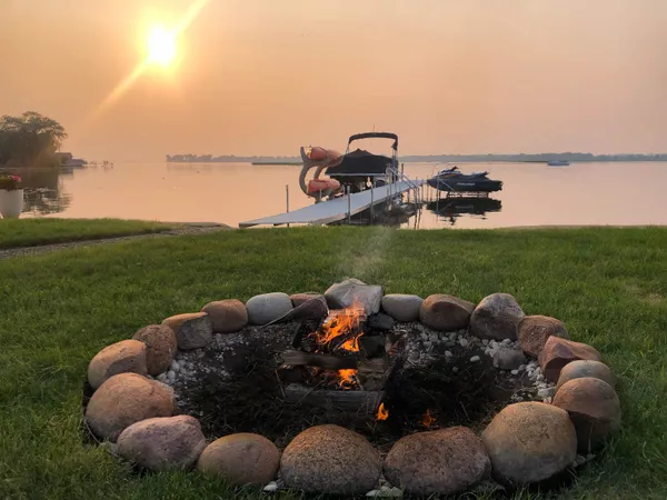 $689,900 | 2210 Westwind Road, Oshkosh, WI 54904