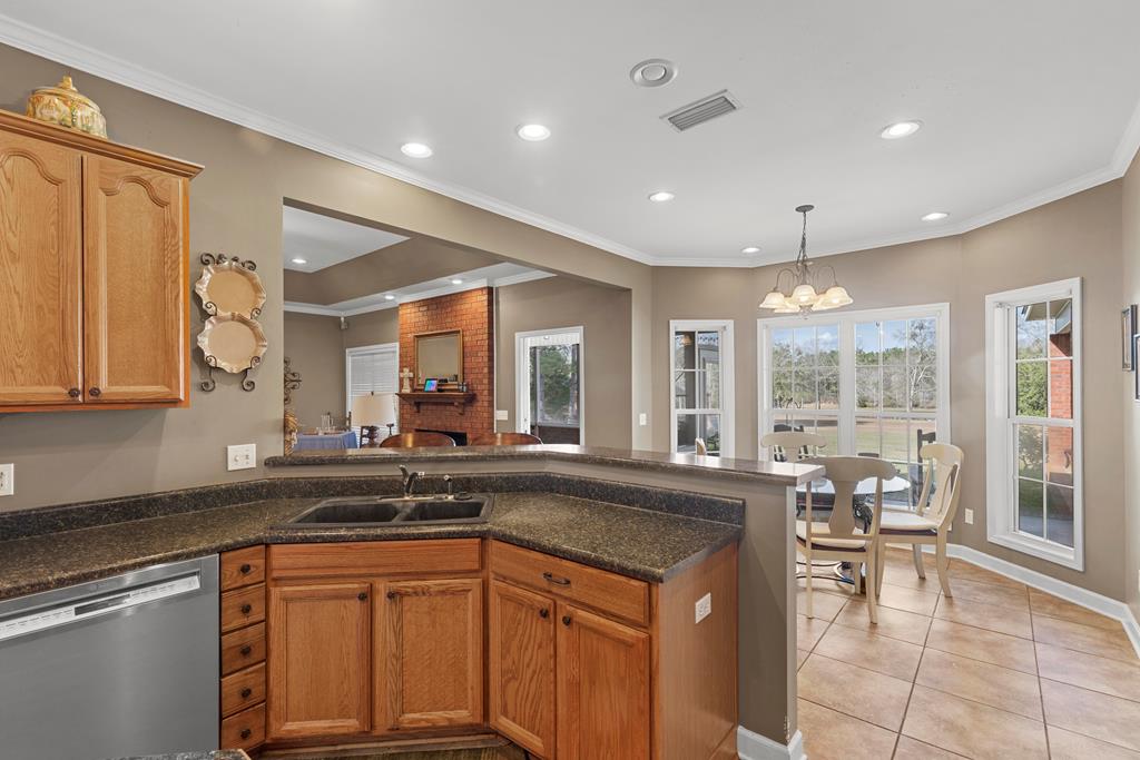 1047 East Smithville Road Dothan, AL 36301 - Photo 42 of 73 Gallery Image 42