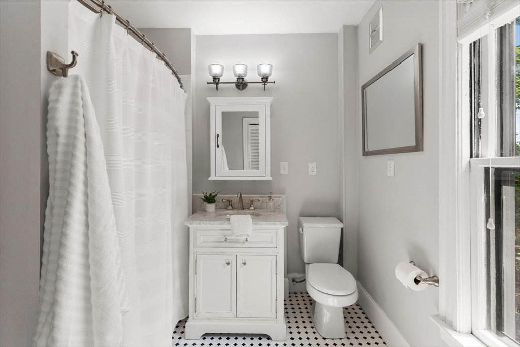 61 Preston Road Somerville, MA 02143 - Photo 26 of 35 Gallery Image 26