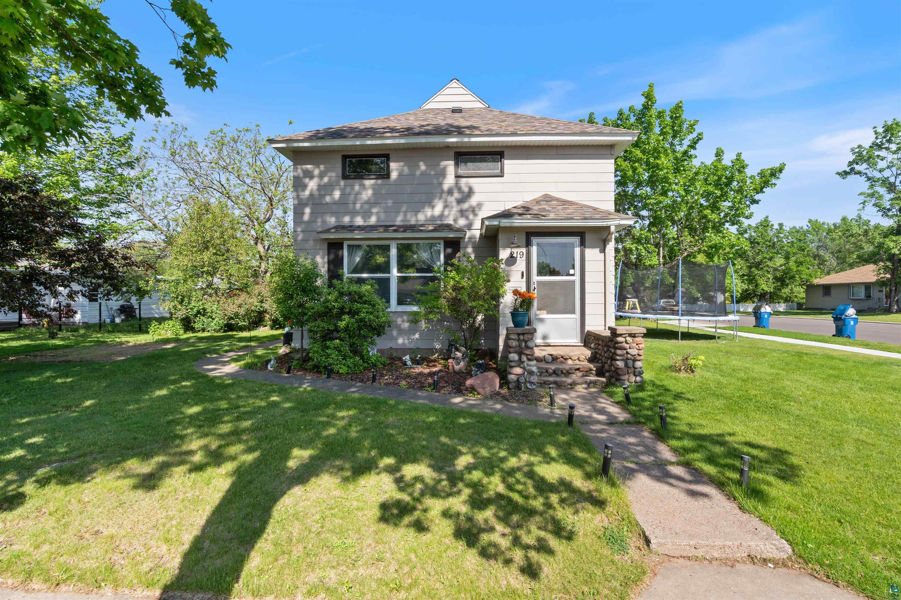 219 High Street Spooner, WI 54801 - Photo 2 of 37
