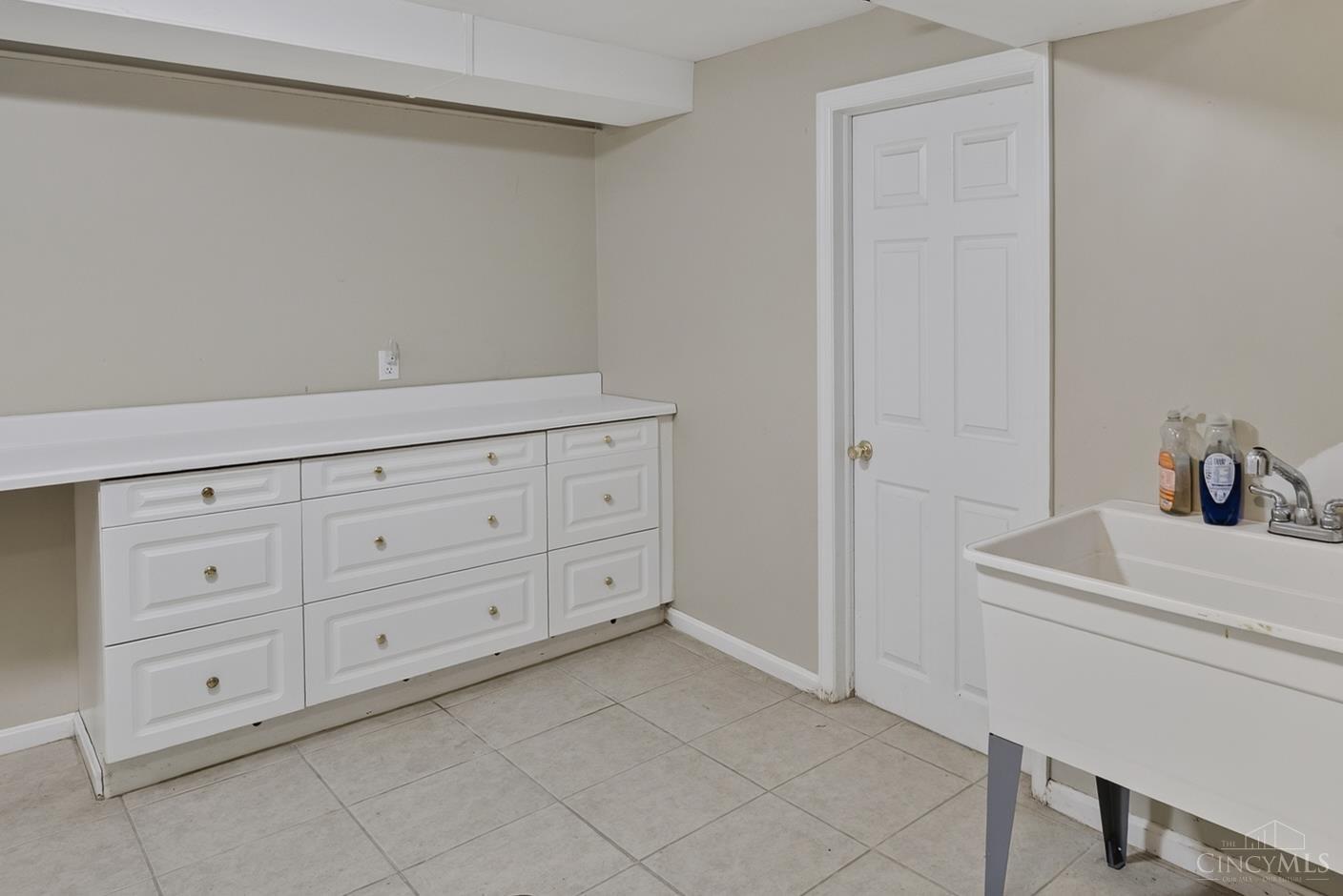 8305 Old Stable Road Cincinnati, OH 45243 - Photo 54 of 67