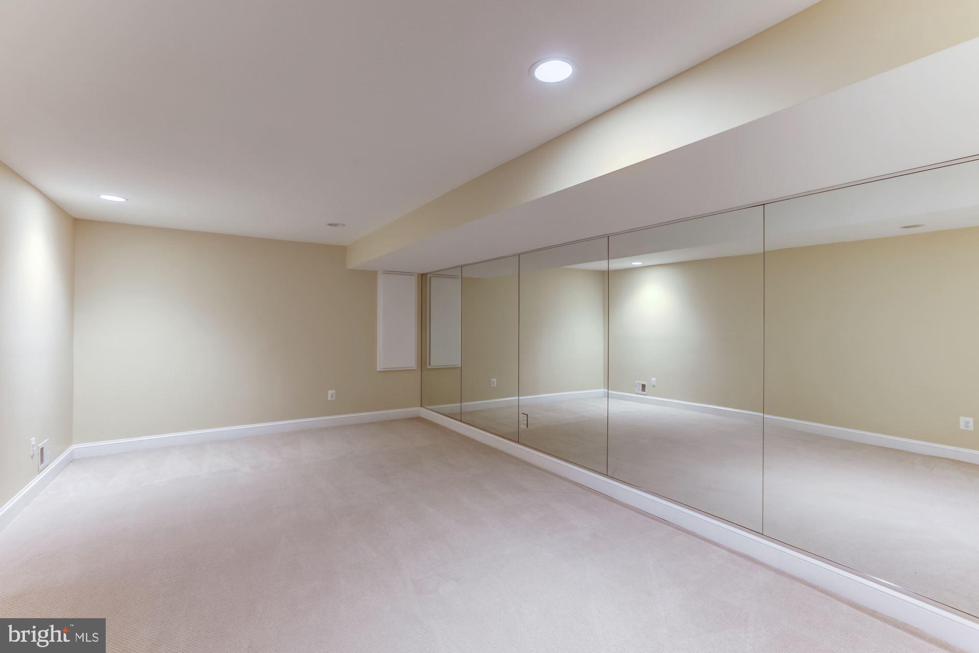 1508 Elk Point Drive Reston, VA 20194 - Photo 41 of 43 Gallery Image 41