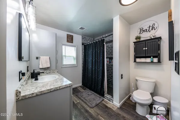 $230,000 | 901 North Warren Avenue, Winslow, AZ 86047