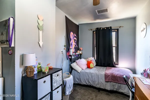 $230,000 | 901 North Warren Avenue, Winslow, AZ 86047