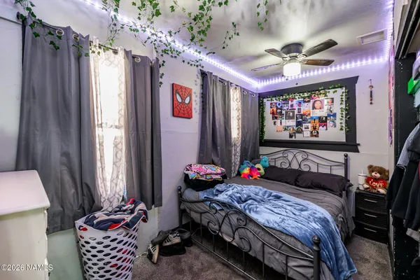 $230,000 | 901 North Warren Avenue, Winslow, AZ 86047