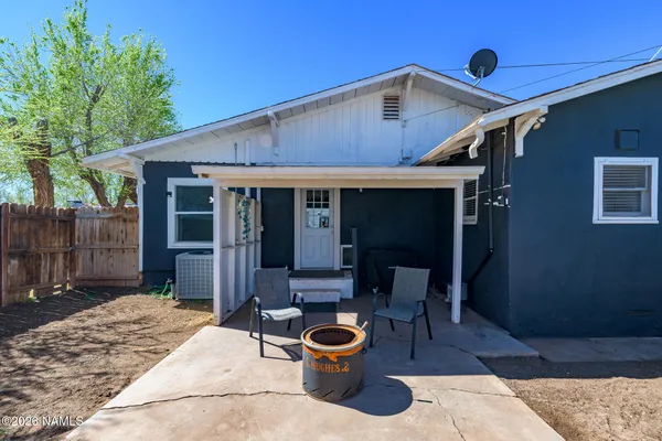 $230,000 | 901 North Warren Avenue, Winslow, AZ 86047