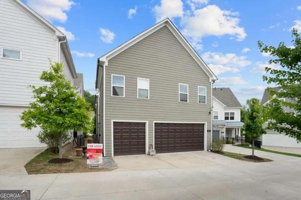 $2,000 | 1825 Sanford Drive, Unit B, Atlanta, GA 30318