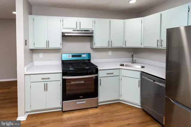 $2,350 | 69 Fisher Drive, Franklin Park, NJ 08823