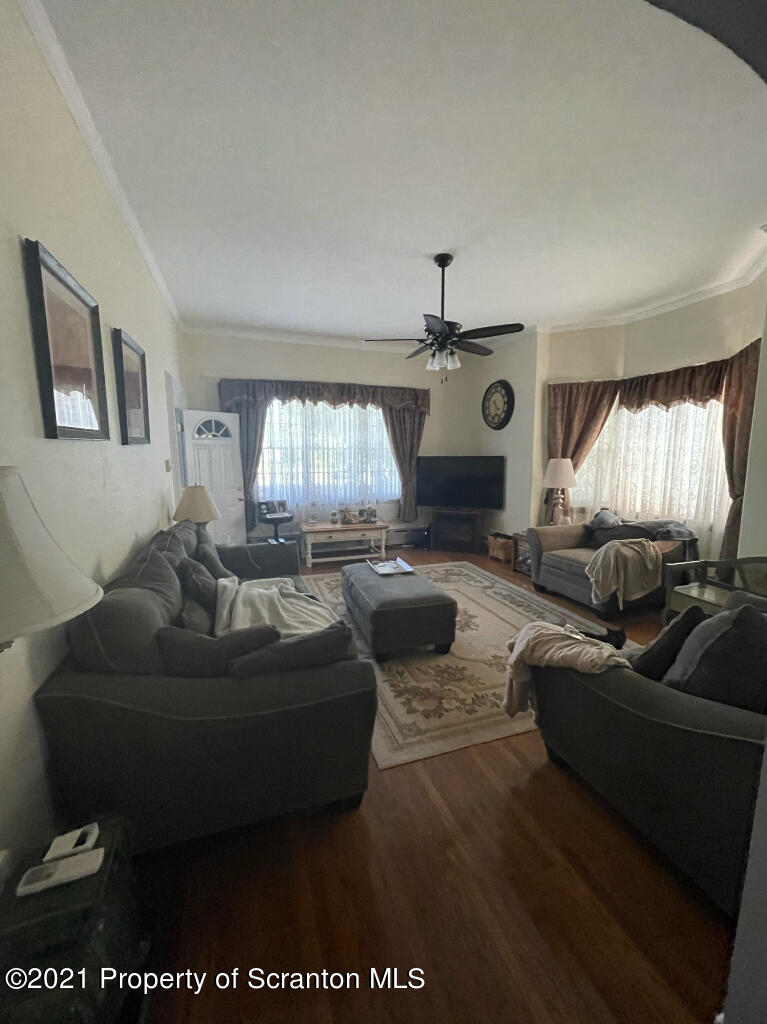 875 Exeter Avenue Exeter, PA 18643 - Photo 3 of 9 Gallery Image 3