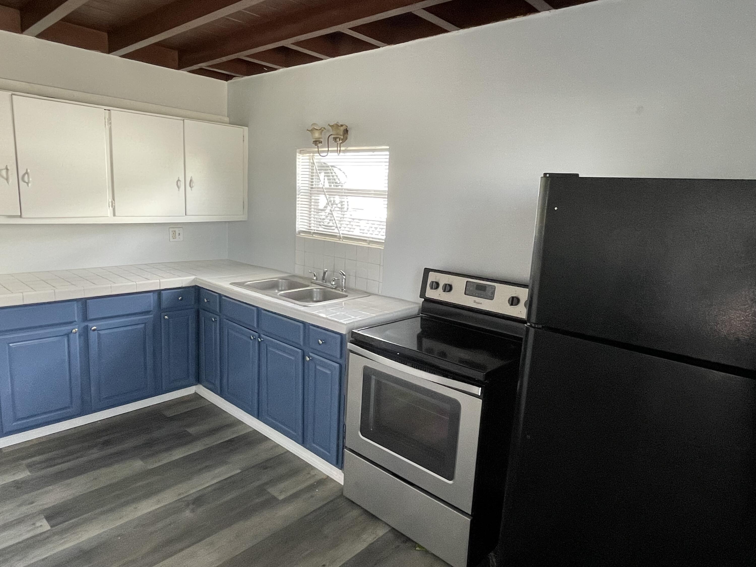 107 East 27th Street Riviera Beach, FL 33404 - Photo 3 of 9 IMG_9303