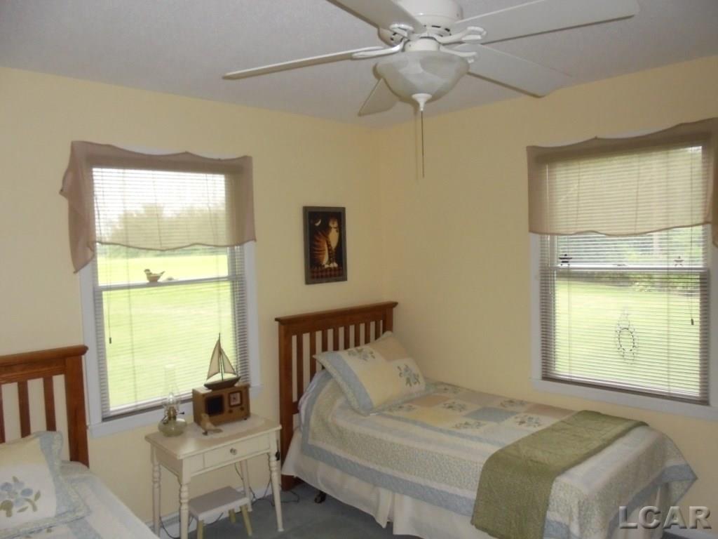 6095 Clinton Macon Road Clinton, MI 49236 - Photo 21 of 26 31252749-22.JPG