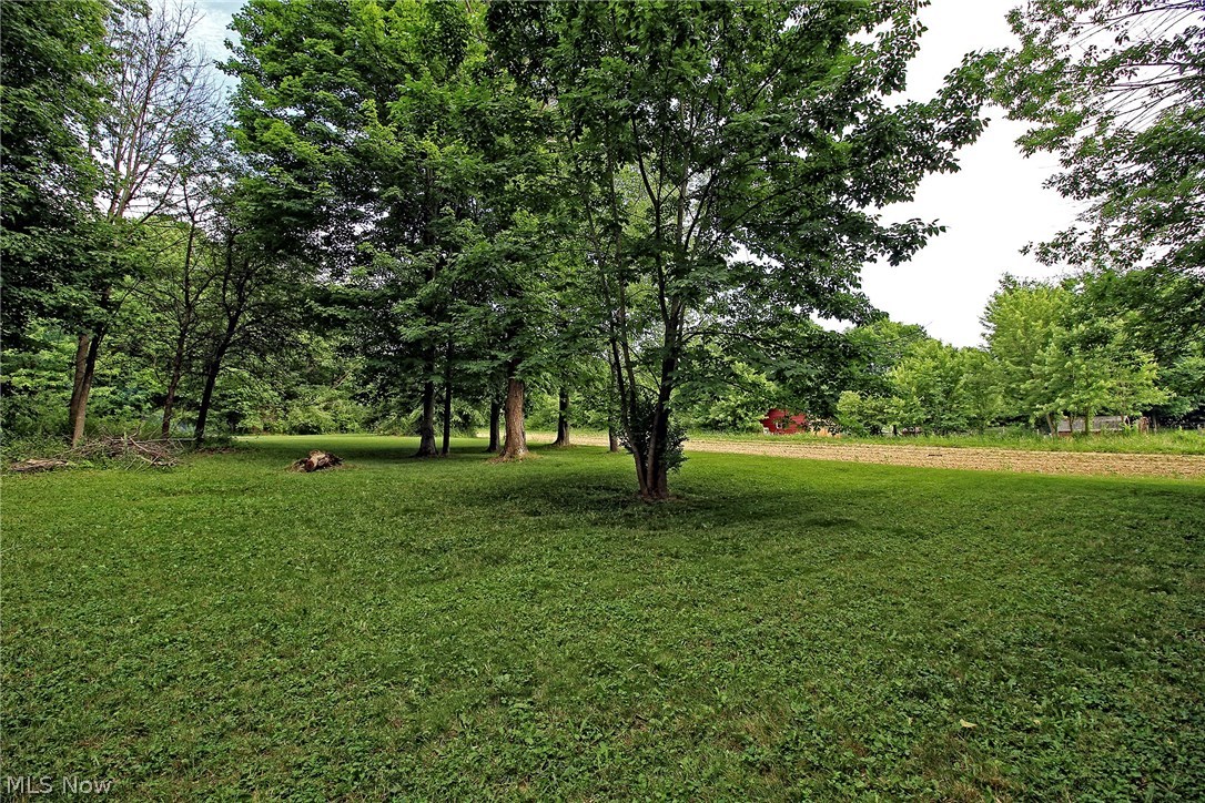 2087 South Hametown Road Akron, OH 44321 - Photo 23 of 27